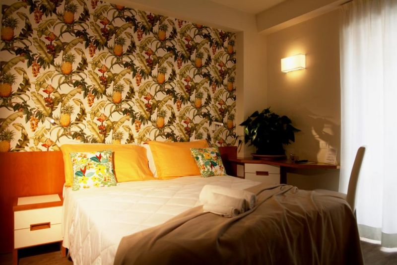 Montecarlo Hotel 3*
