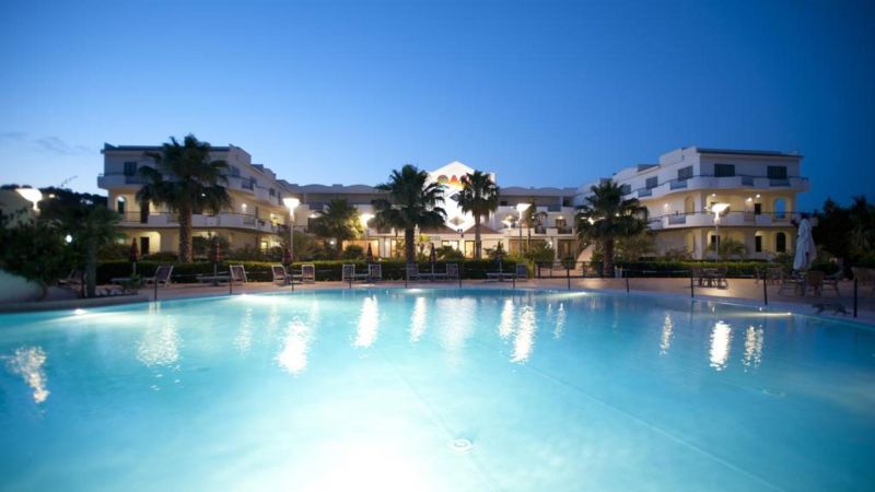 Oasi Club 4*