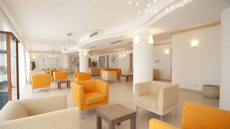 Oasi Club 4*