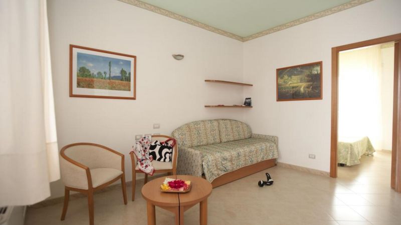 Oasi Club 4*