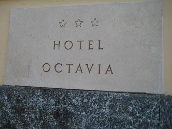 Octavia 3*