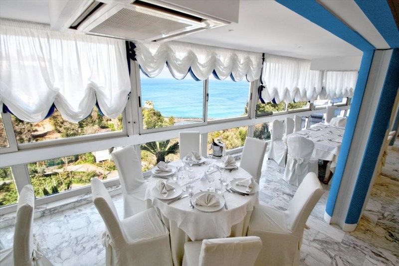 Oriente 4*