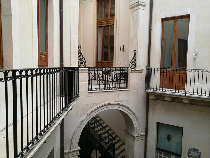 Palazzo Giaraca 3*