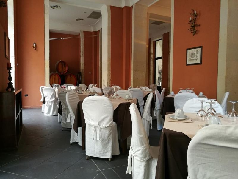 Palazzo Giaraca 3*