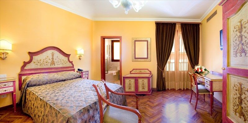 Palazzo Guardati 4*