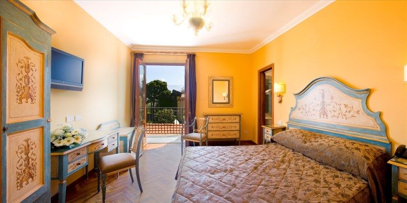 Palazzo Guardati 4*