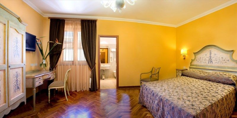 Palazzo Guardati 4*