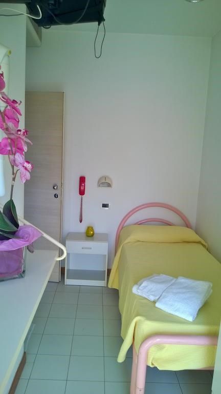 Paola Garden 3*