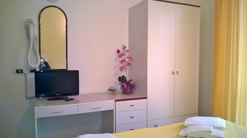 Paola Garden 3*