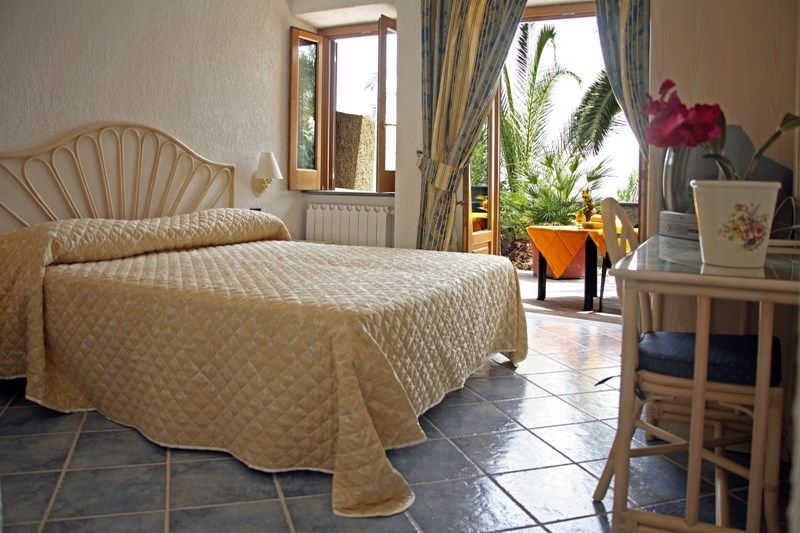 Punta Chiarito 4*