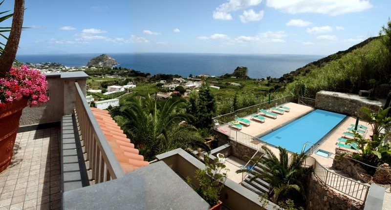 Punta Chiarito 4*