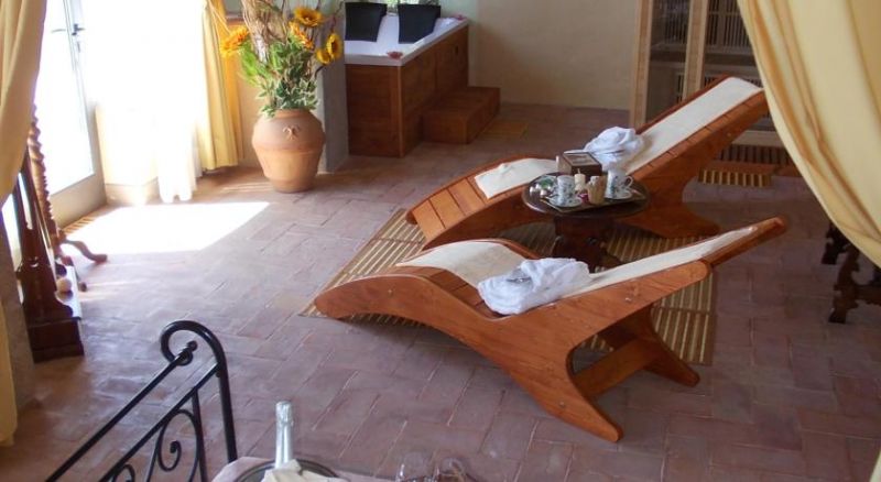 Relais Palazzo Di Luglio 4*