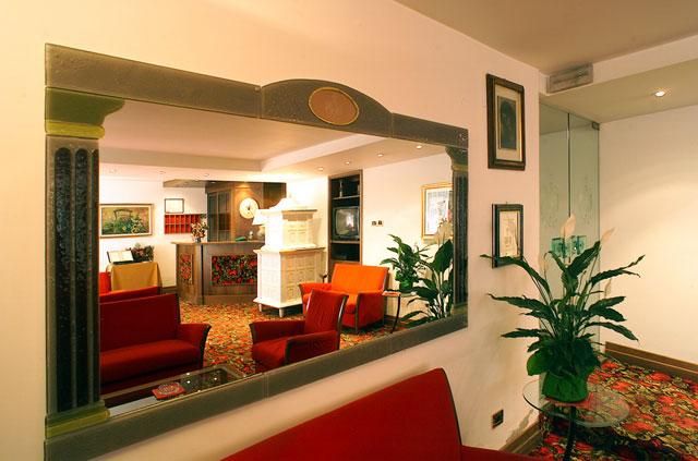 Residencehotel Antares 3*