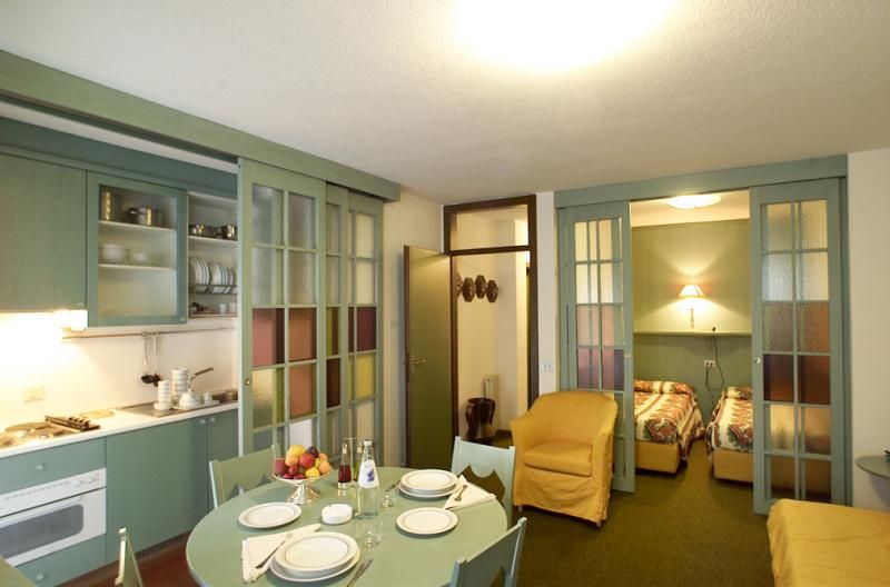 Residencehotel Antares 3*