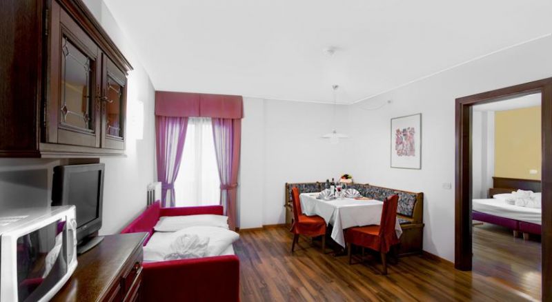 Residence Hotel Baita Clementi 4*