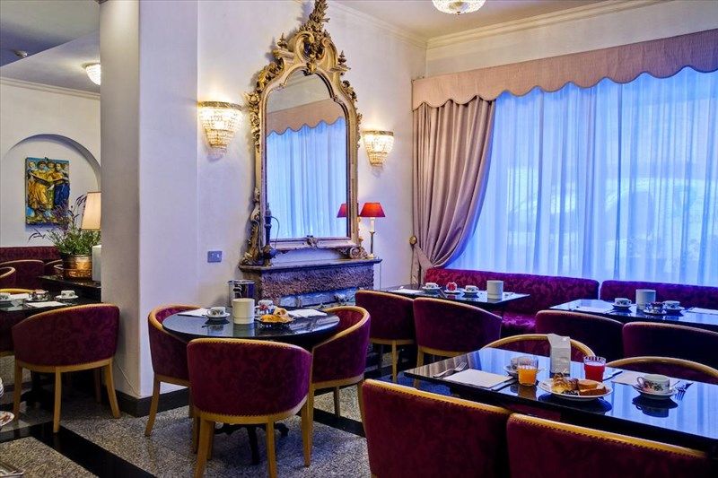 Rivoli Rome 4*