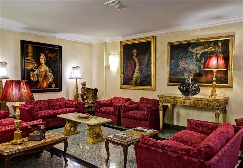 Rivoli Rome 4*