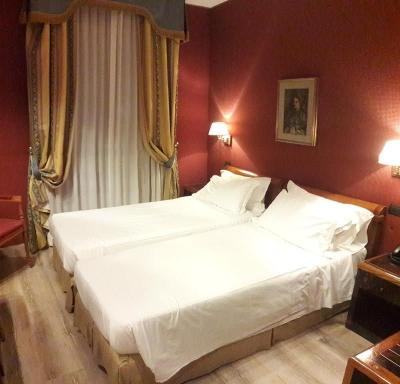 Rivoli Rome 4*