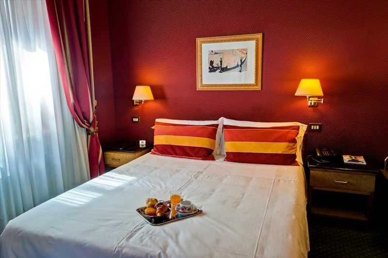 Rivoli Rome 4*