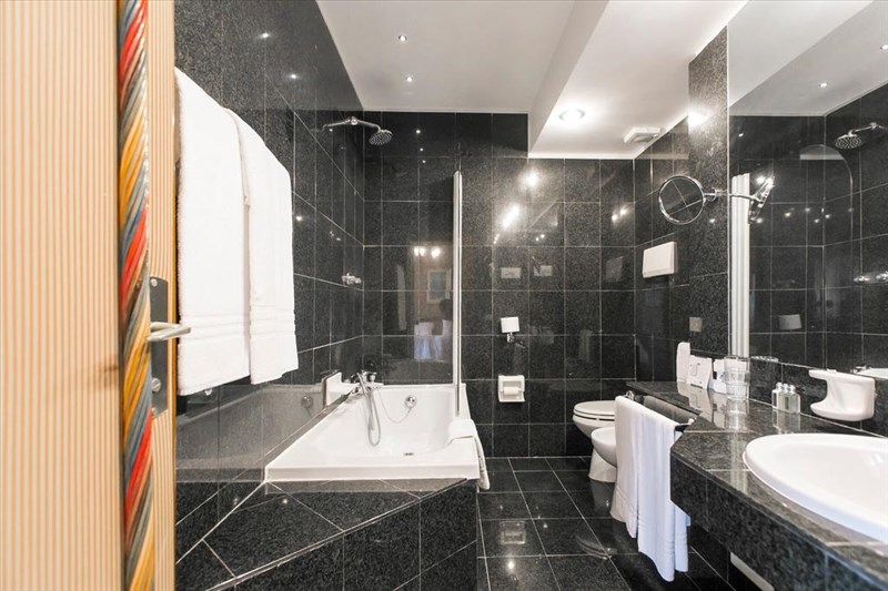 Rivoli Rome 4*