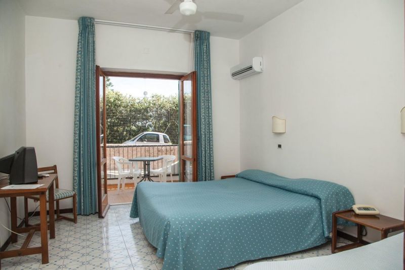 Santa Lucia Forio 3*
