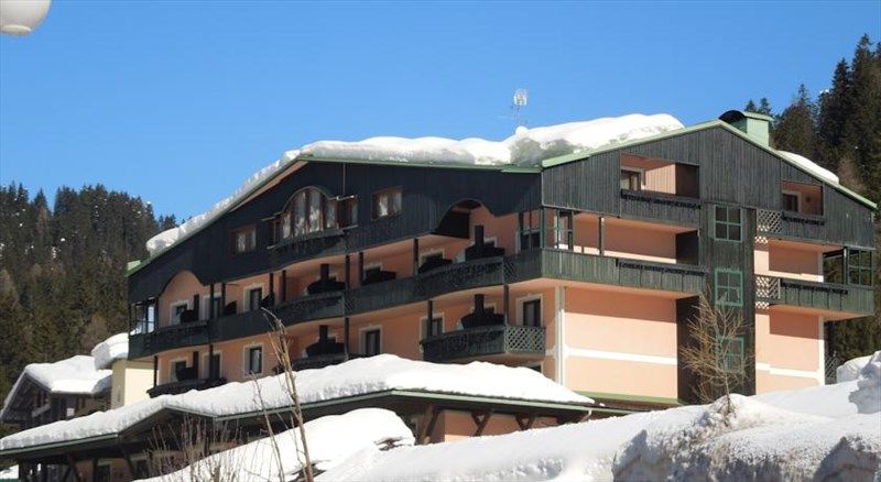 Spinale Hotel Campiglio 4*