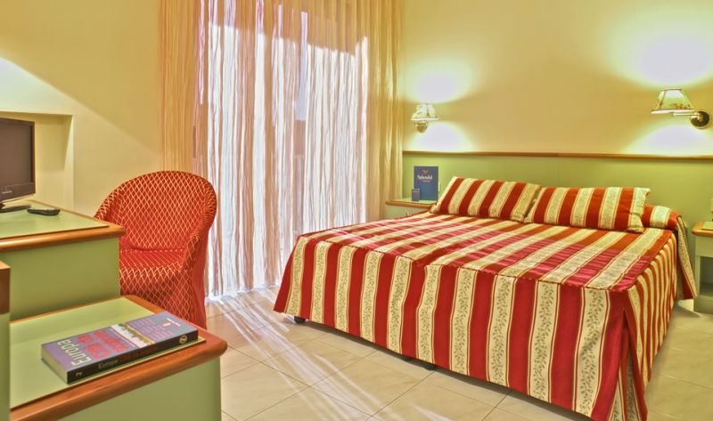 Splendid Diano Marina 3*