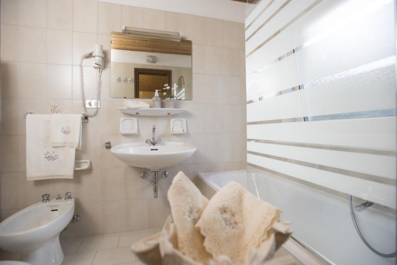 Sport Hotel Enrosadira Campitello 3*