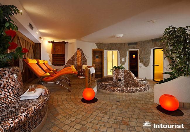 Sporthotel Hell 4*