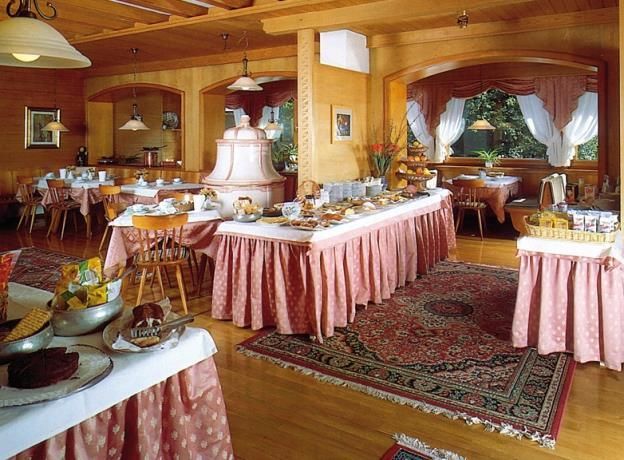 St. Hubertus Garni 3*