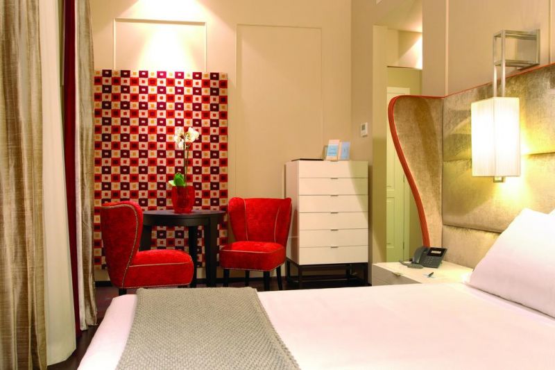 Stendhal Luxury Suites 4*