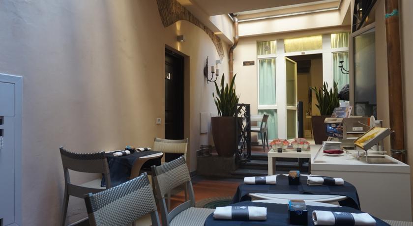 Trevi Palace 4*