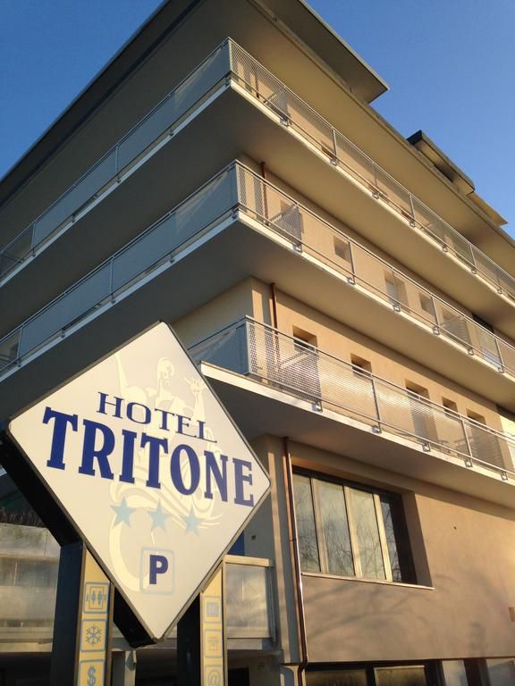 Tritone Viserba 3*