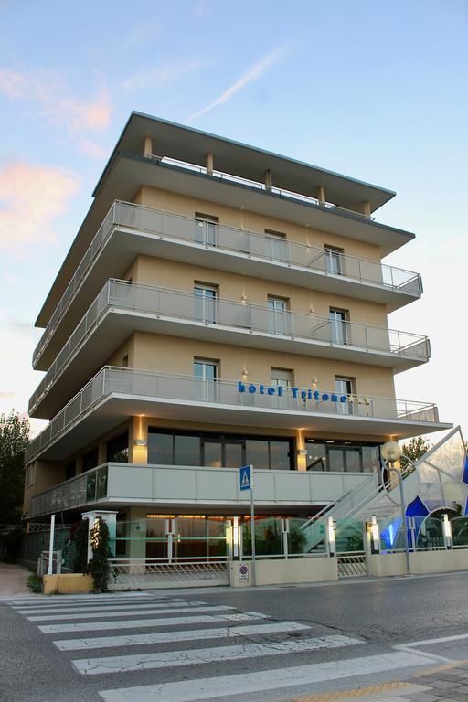 Tritone Viserba 3*