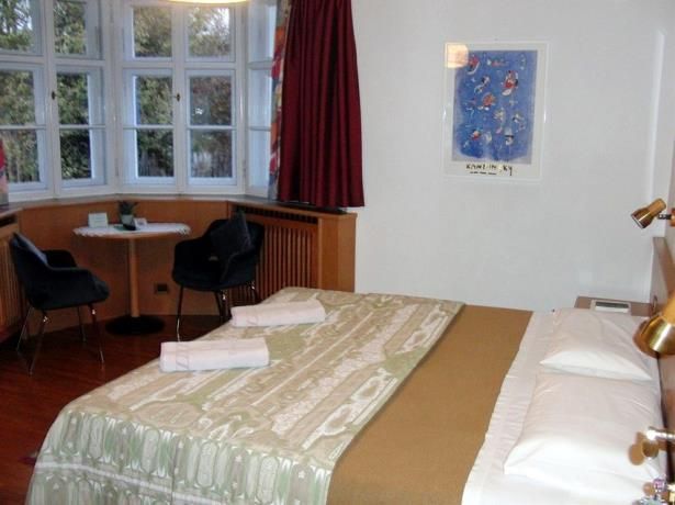 Villa Emilia 3*