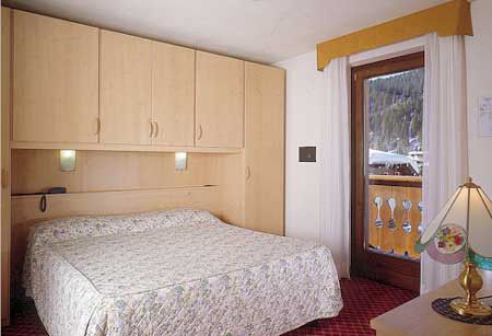 Villa Emma Madonna Di Campiglio 3*