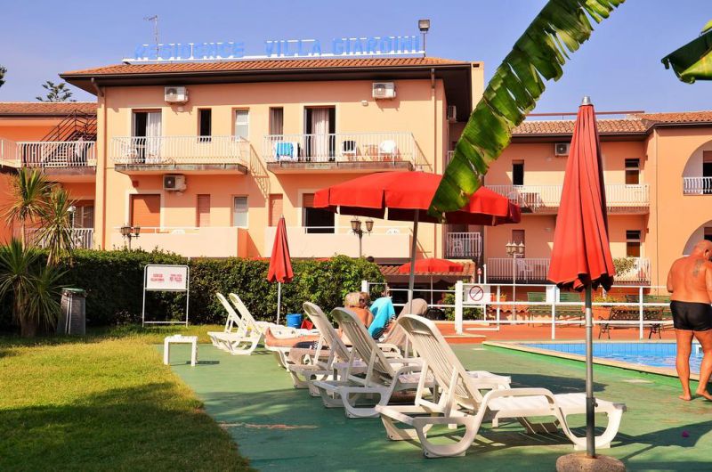 Villa Giardini Residence 3*