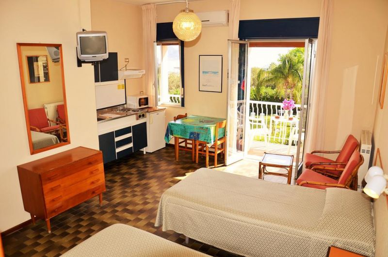 Villa Giardini Residence 3*
