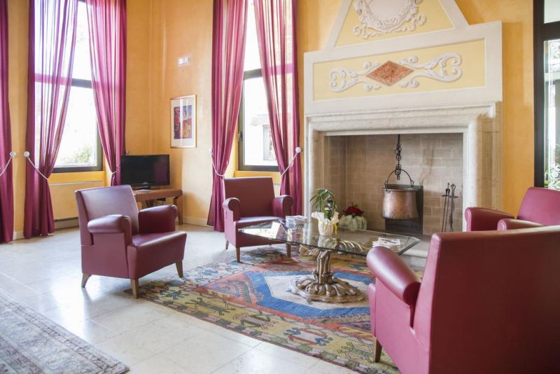 Villa Maria 4*