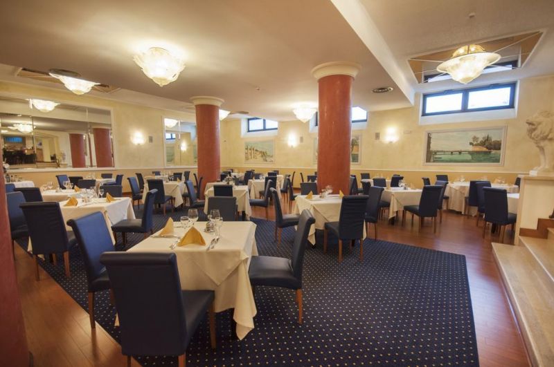 Villa Maria 4*