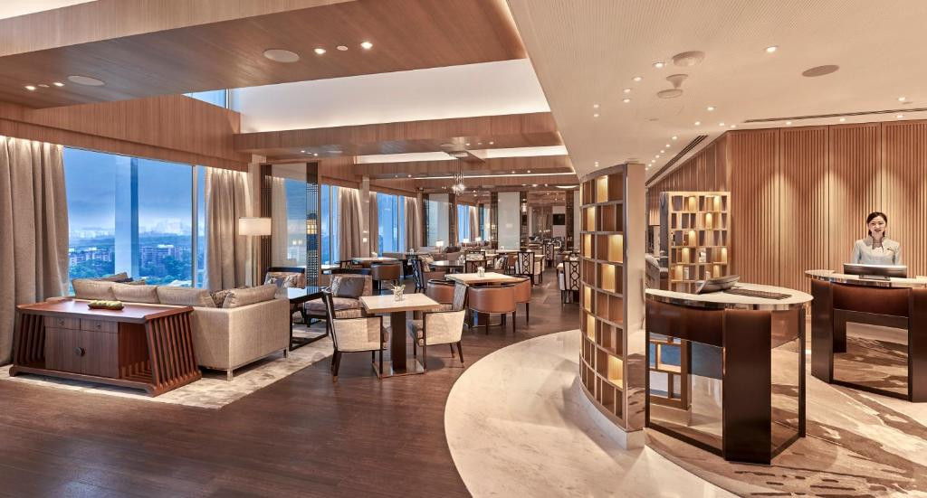 Shangri-la 5*