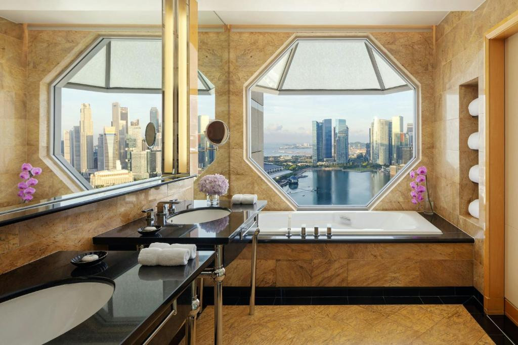 The Ritz-carlton Millenia Singapore 5*