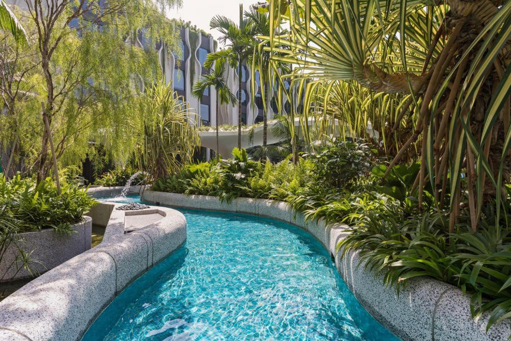 Village Hotel At Sentosa By Far East Hospitality 4*