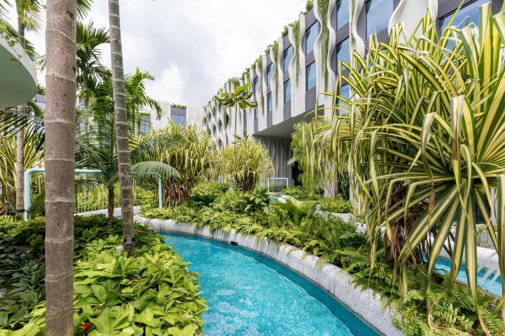 Village Hotel At Sentosa By Far East Hospitality 4*
