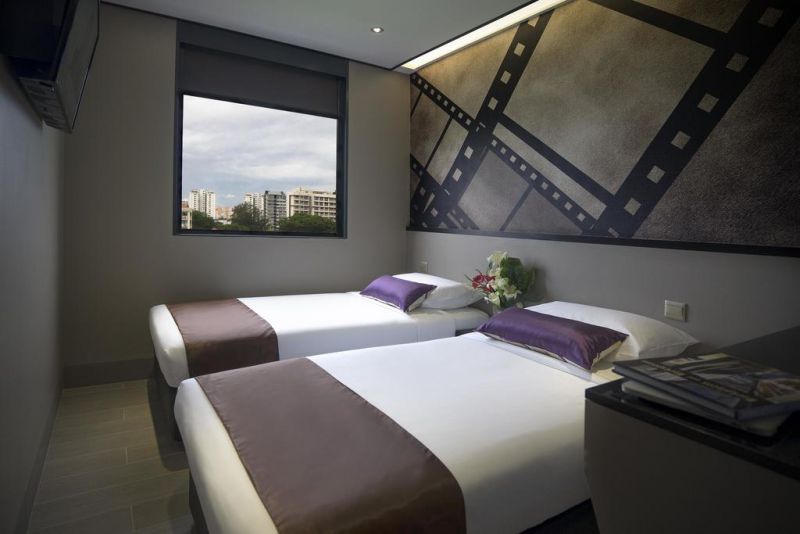 Hotel 81 Premier Hollywood 2*