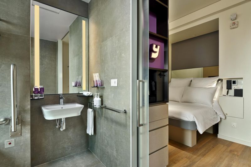 Yotel Singapore Orchard Road 4*