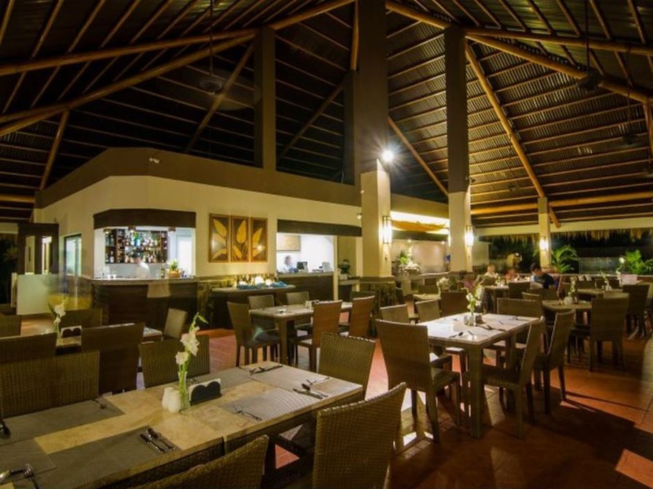 Bohol Beach Club 4*