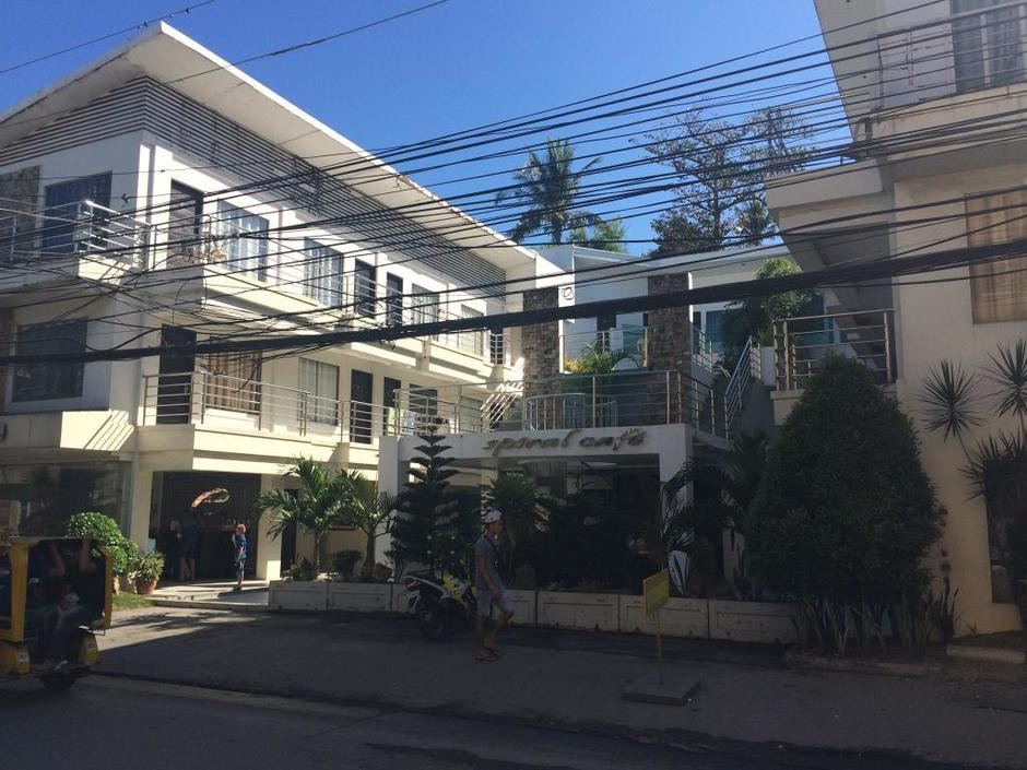 Erus Suites Hotel 3*