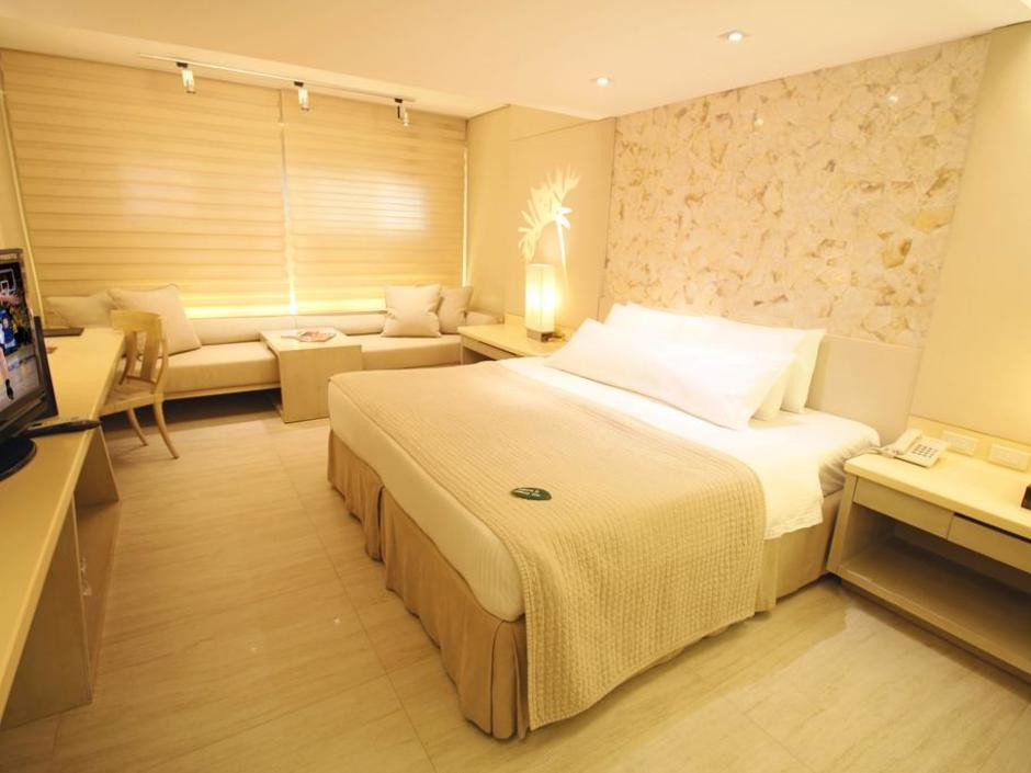 Estacio Uno Boracay Lifestyle Resort 3*