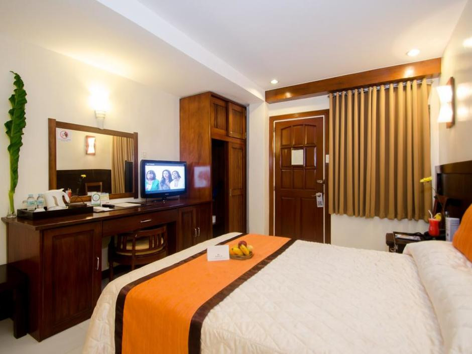 Jonys Beach Resort 3*